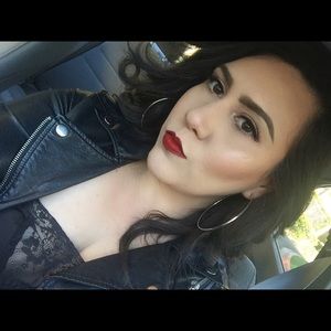 Meet your Posher, Sara